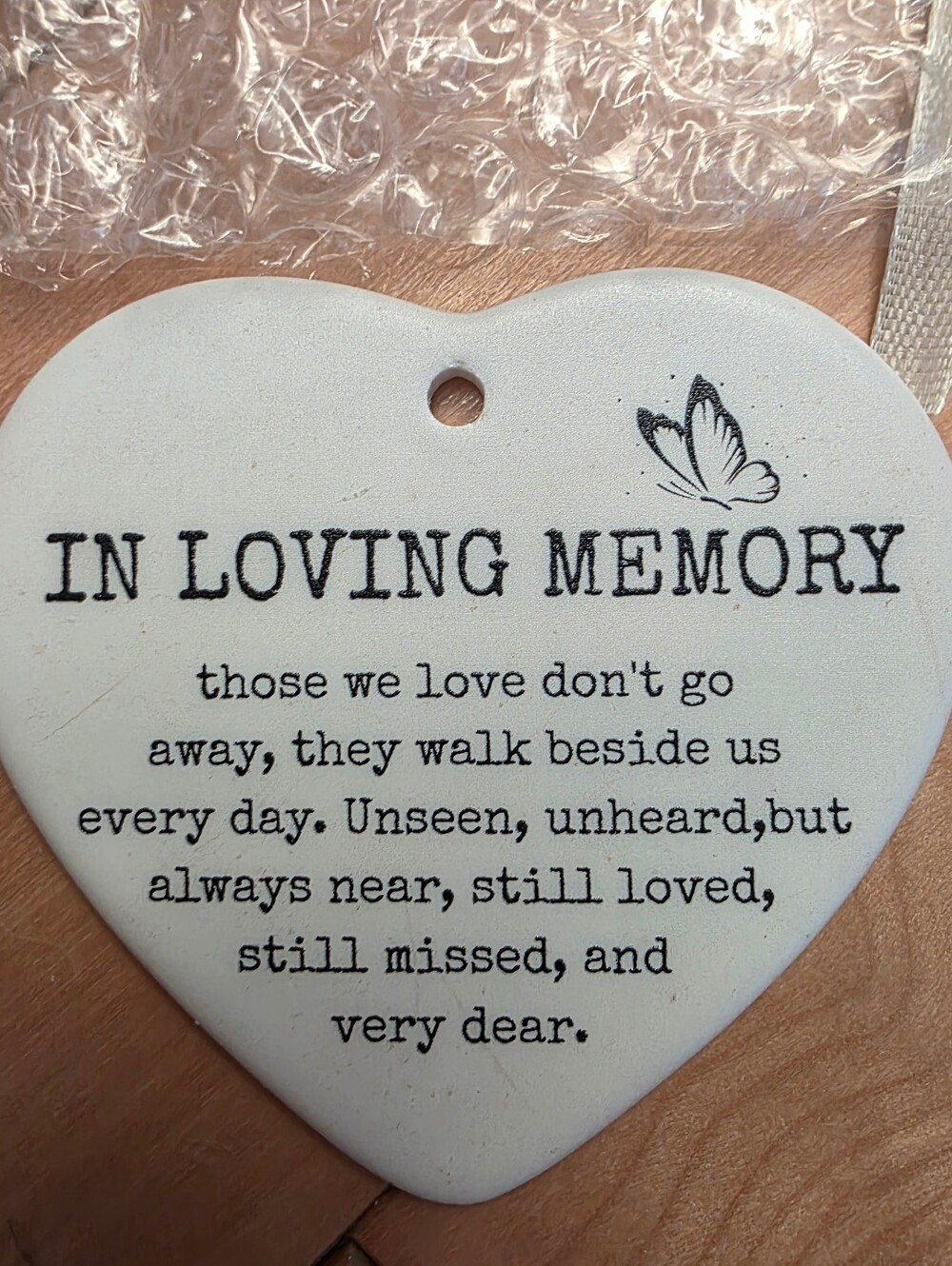 Heart-Shaped Memorial Ornament "In Loving Memory"